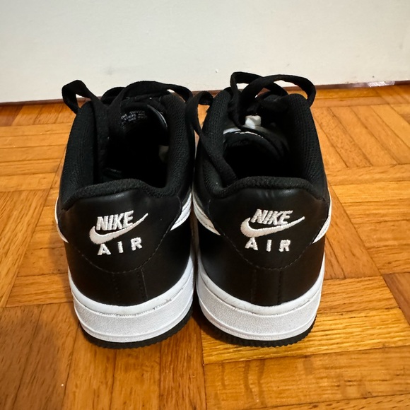 Nike Air forces - Picture 2 of 4